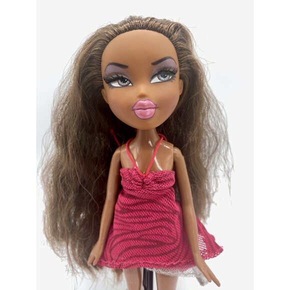 Bratz Girlz Girls Nite Out Sasha Original 2004 Version Pink Burgundy Dress - Picture 2 of 6